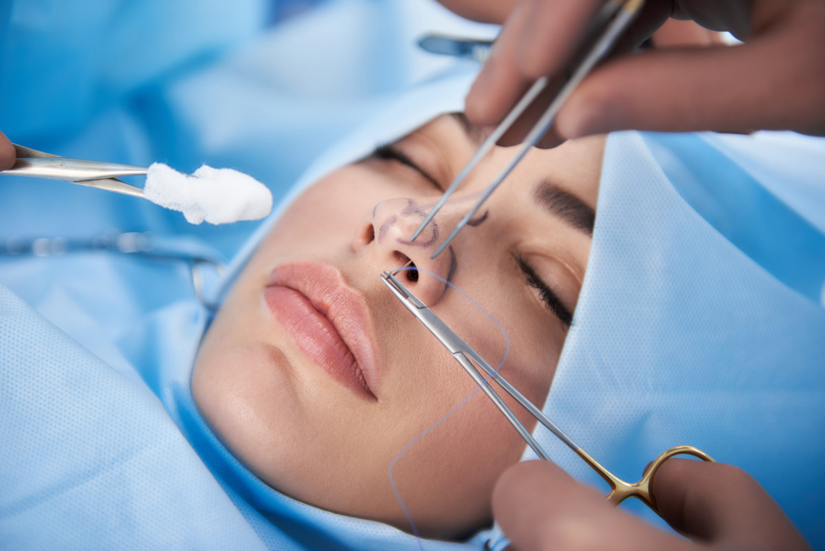 Rinoplastia estética y funcional en Zaragoza.%%primary_category%% en Zaragoza con resultados naturales y personalizados. En la Clínica Dra. Orte somos especialistas en cirugía de nariz.